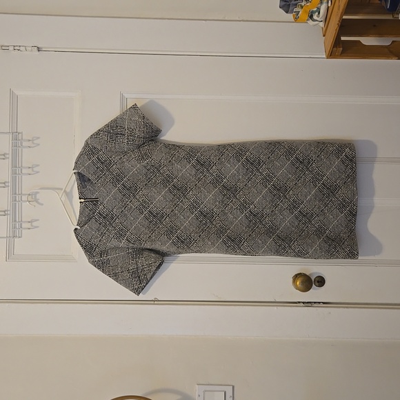 A line dres - Picture 1 of 1